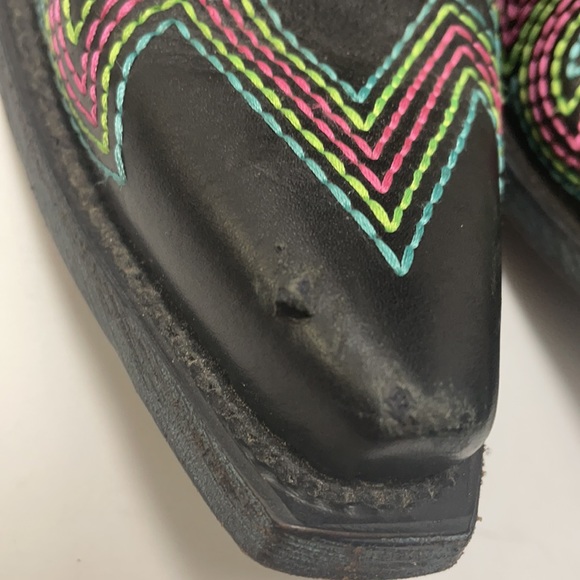 ARIAT Gypsy Soule Indian Feathered Sugar Skull Cowboy boots Don’t Walk In Fear 7 - Picture 8 of 11